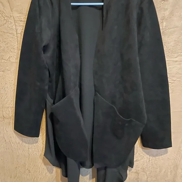 Truth Black Teddy Jacket Open Front Design - Picture 1 of 6